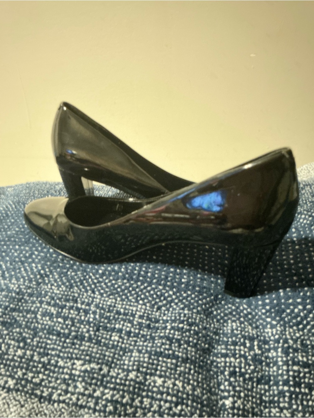 Lauren Ralph Lauren Black Patent Mid Block Heel Pumps